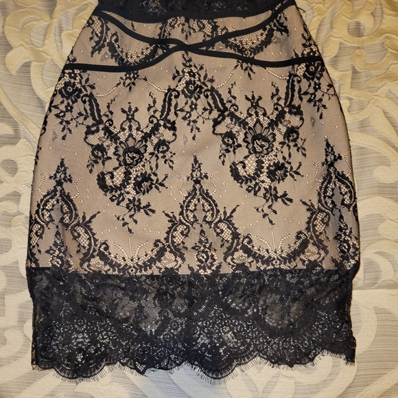 Lace and bandage dress, size L - Picture 6 of 9